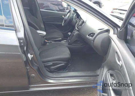 2015 Dodge Dart Sxt из США, поврежденный, VIN 1C3CDFBB8FD104907